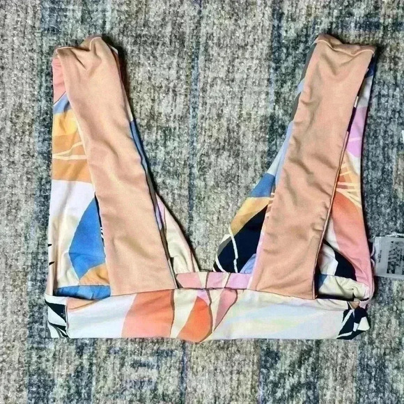 NWT Billabong Last Rays Plunge Multi Color Reversible Bikini Top Size Small - Picture 11 of 16